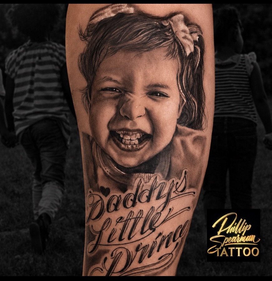 This portrait truly brings his daughter’s joyful character forward, from the bright expression in her eyes to the playful crinkle of her nose. Phillip rendered her spirit with a beautiful realism, complemented by the flowing ‘Daddy’s Little Princess’ script that anchors the piece.